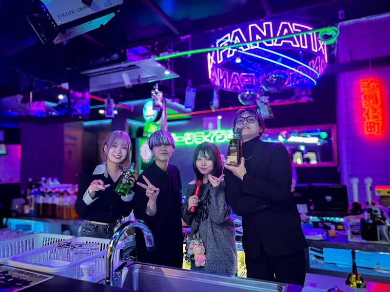 スタッフ